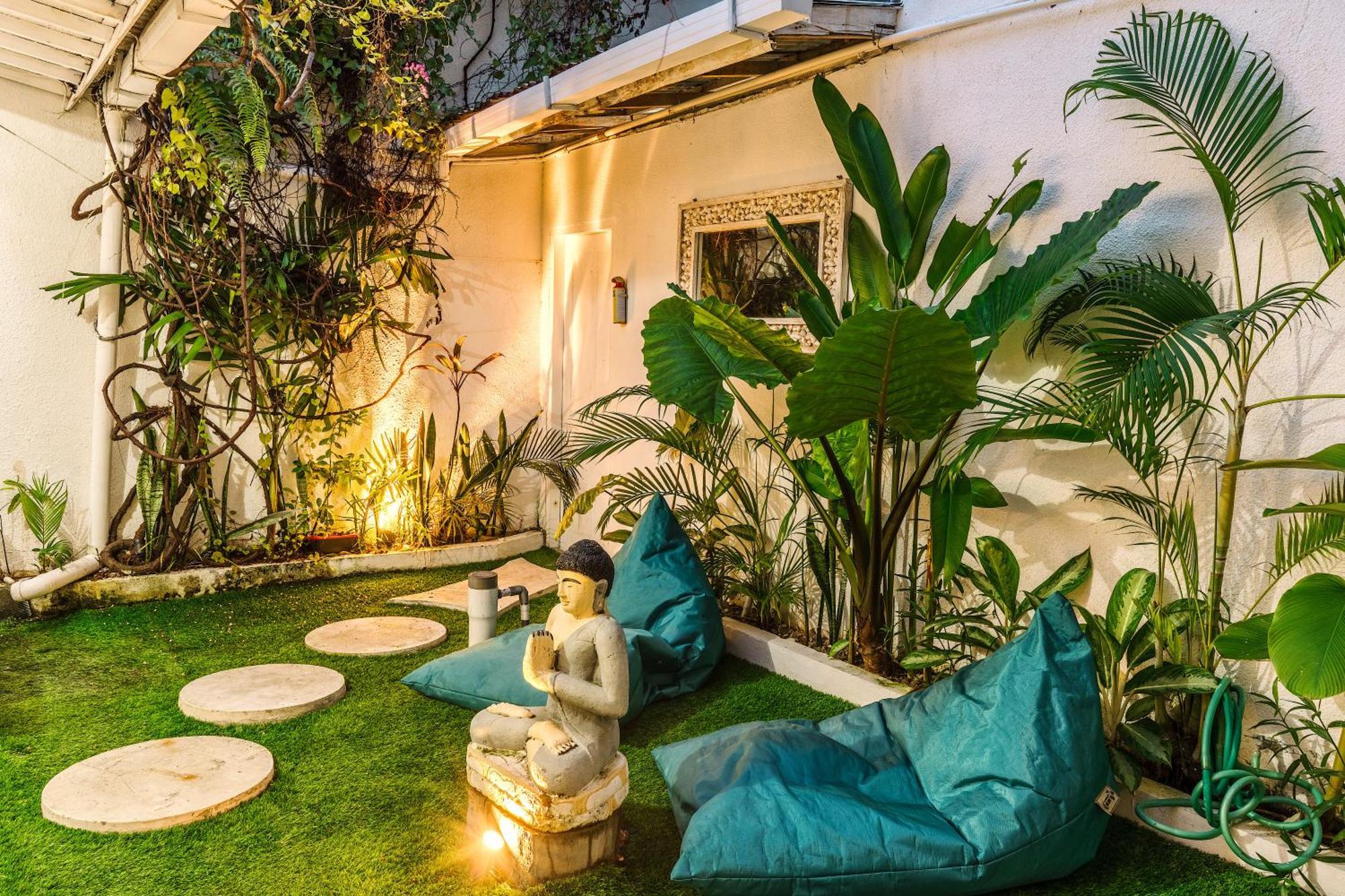 Renovated Mara Villa Double Six Beach スミニャック エクステリア 写真