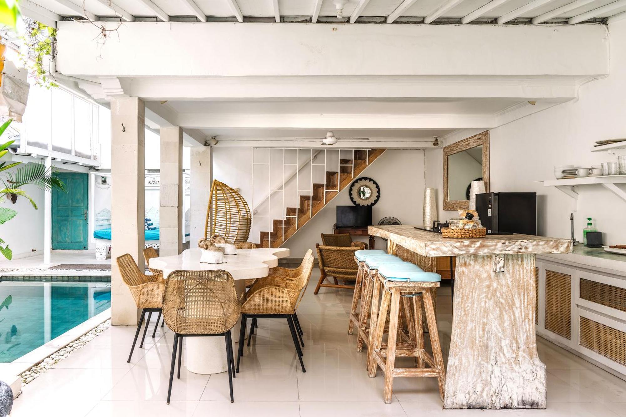 Renovated Mara Villa Double Six Beach スミニャック エクステリア 写真