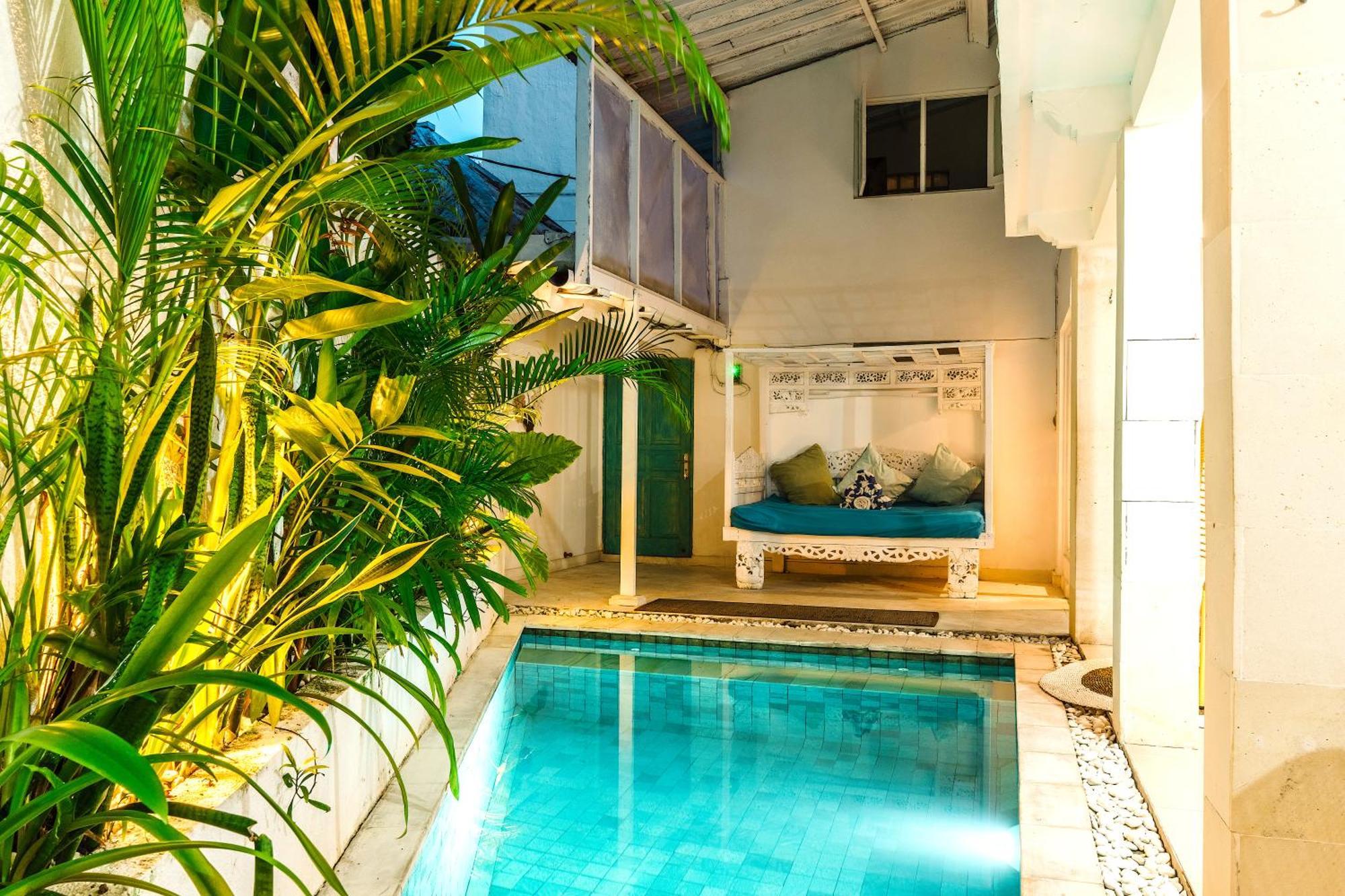 Renovated Mara Villa Double Six Beach スミニャック エクステリア 写真